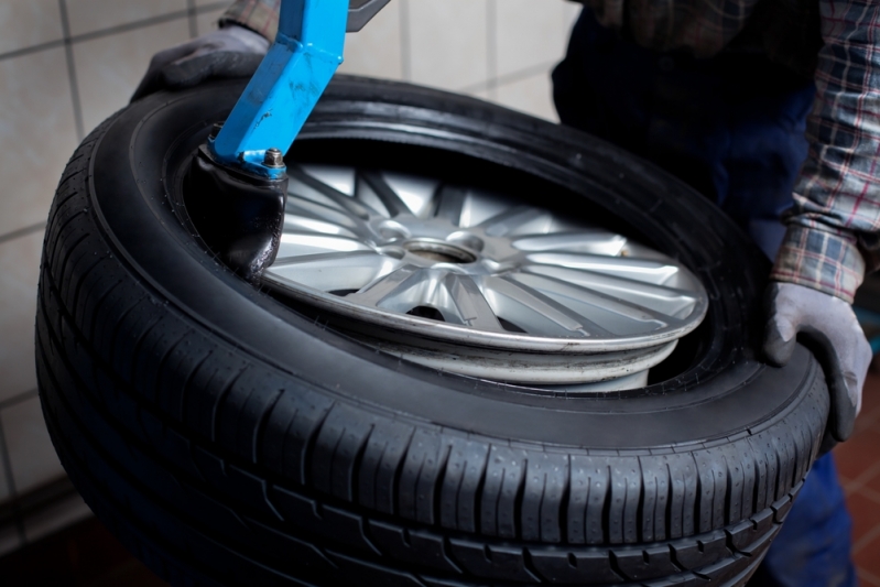 Oficina para Montagem de Pneus em Carros Santana de Parnaíba - Montagem de Pneu de Diesel Leve